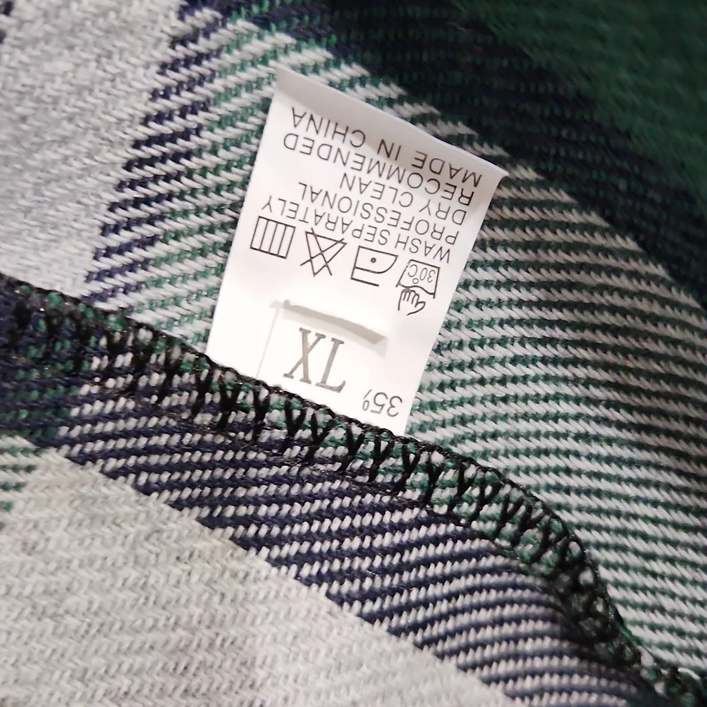 Gray/Blue/Green flannel - Picture 2 of 4